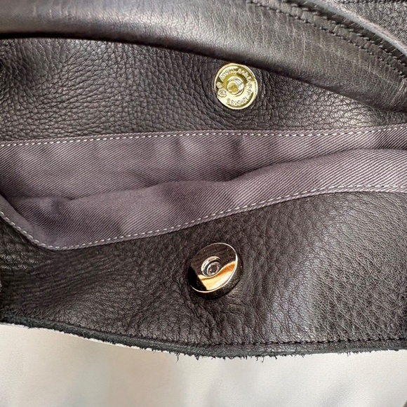 Lily Japanese Nylon Gray Lightweight Bag with Black Leather Straps - Picture 5 of 9